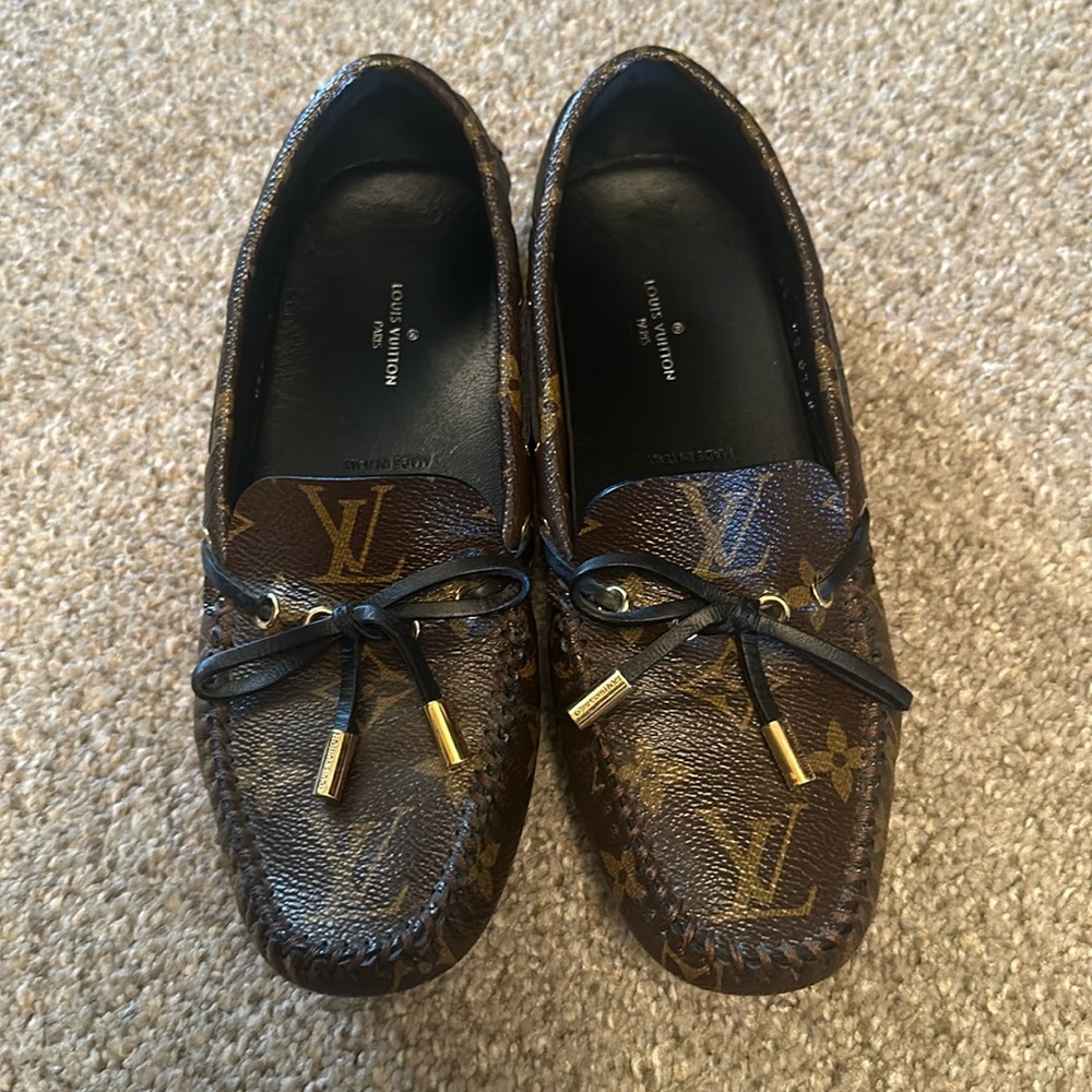 Women’s loafer